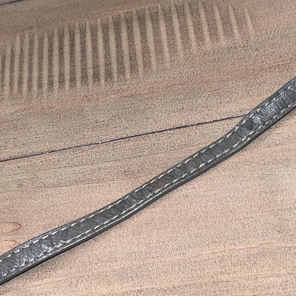 Spartina 449 Convertible Crossbody Clutch Plus ID - Picture 8 of 9